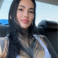 Ezgi Asikoglu