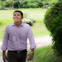 Gastón Emilio Flores López