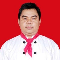 Sutarno Chef
