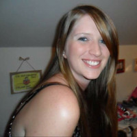 Lindsay Nichol