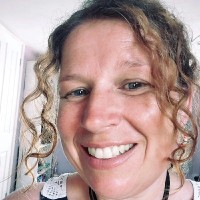 Clare Choules
