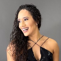 Ester Alves