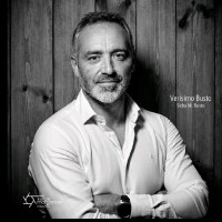 Verisimo Busto