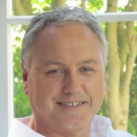 Dr Cliff Allen