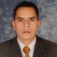 Rubén González