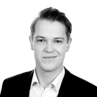 Dr. Henrik M. Bienstein