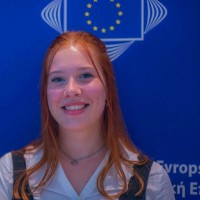 Esmee Bilderbeek