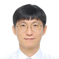 Kyudong Hwang