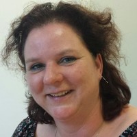 Karin Alphen, Van