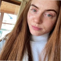 Áine L.