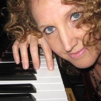 Paula Walker