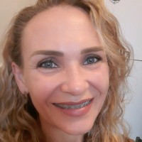 Lia Daniela Knuth Muller