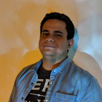 Erick Alexander Flores Barneond