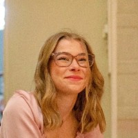 Sophie Compton