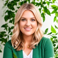 Holly Reynolds