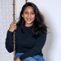 Vummidi Neeraja Gayathri
