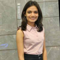 Dr.Divya Patel(PT)
