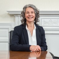 Donna Brown DipFA MLIBF