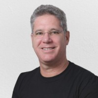 Amit Bluman