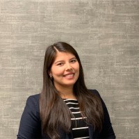 Yonely Flores, Mba