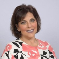 Nicki Crawford