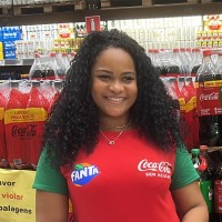 Joyce Oliveira