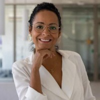 Fernanda Calvez Leite