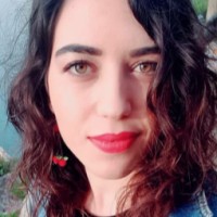 Nesli̇han Akalin