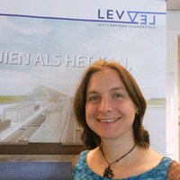 Linda De Vries