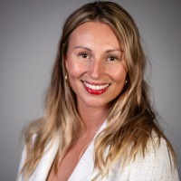 Linda Metzková, Mba