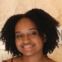 Nia Starr
