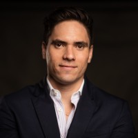 Roberto Serrano Plowells