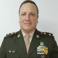 LEANDRO DOMINGUEZ