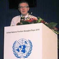 Erik R. Nilsson
