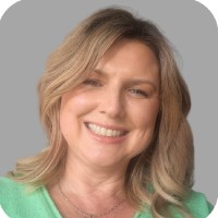 Lisann Hayes
