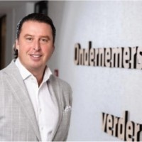 Rik H.J. Stikkelbroeck