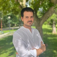 Adrian Aramendía López