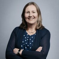 Gill Mackinnon