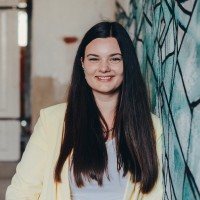 Anna Helmlinger