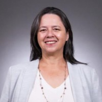 SILVIA R. SANCHES