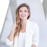 Dr. Lindsay Bira