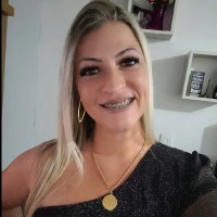Vânia Zimmer Munsberg Guastuci
