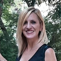 Sandra V.