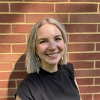 Andréa Kaniuka, Phd