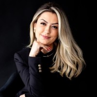 Caroline Costa