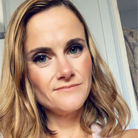 Amanda Hutchinson