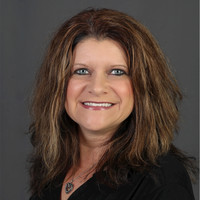 Julie Settle