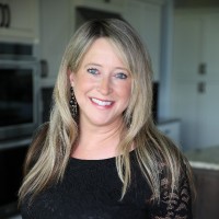 Lindsay B. Batt