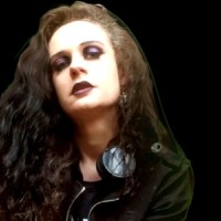 Justine Van der Linde
