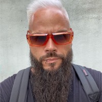 Andrew Santos